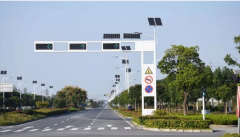 <b>順泰紅綠燈桿件，城市道路交通的可靠選擇！</b>